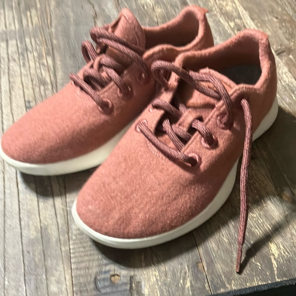 Allbirds Wool Runners – Sunkissed Brick Red size 6 EUC 🌺